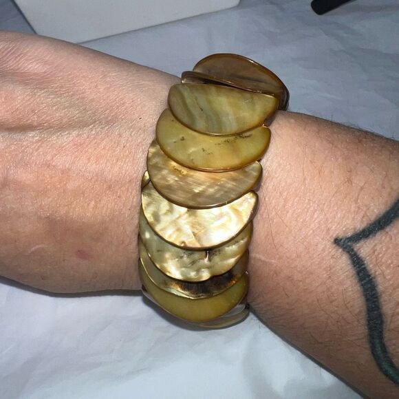 Vintage Abalone Stretch Bracelet - Picture 1 of 6